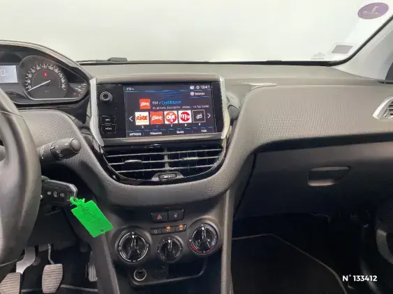 PEUGEOT 208 - voiture d'occasion - Photo 13