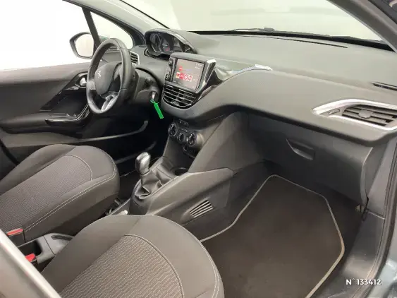 PEUGEOT 208 - voiture d'occasion - Photo 10
