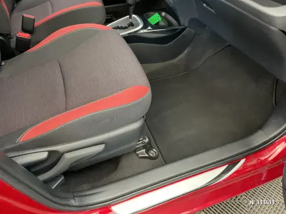 TOYOTA YARIS III - voiture d'occasion - Photo 26