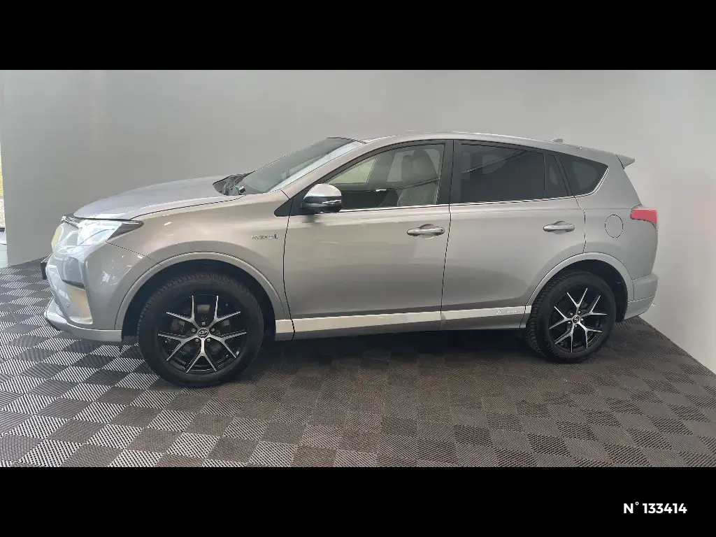 TOYOTA RAV4 V - Miniature 4