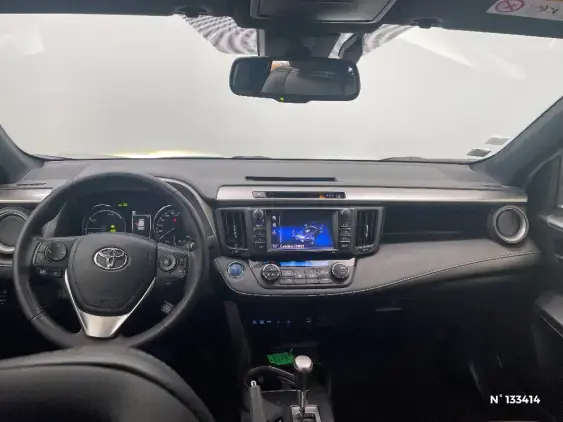 TOYOTA RAV4 V - voiture d'occasion - Photo 9