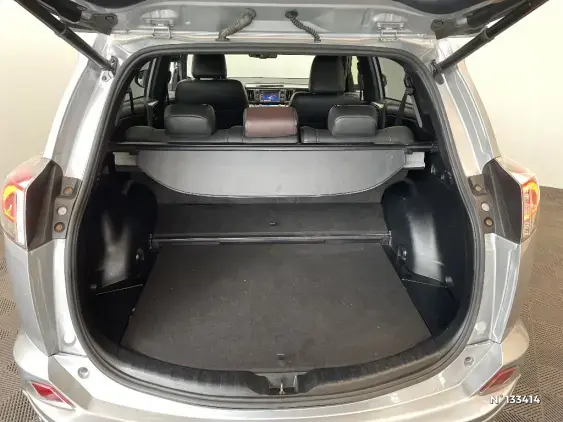 TOYOTA RAV4 V - voiture d'occasion - Photo 7