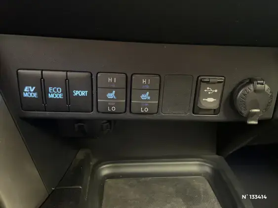 TOYOTA RAV4 V - voiture d'occasion - Photo 38