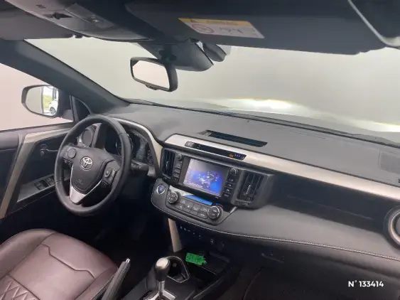 TOYOTA RAV4 V - voiture d'occasion - Photo 10