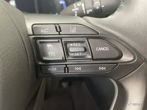 TOYOTA YARIS CROSS I - voiture d'occasion - Photo 38
