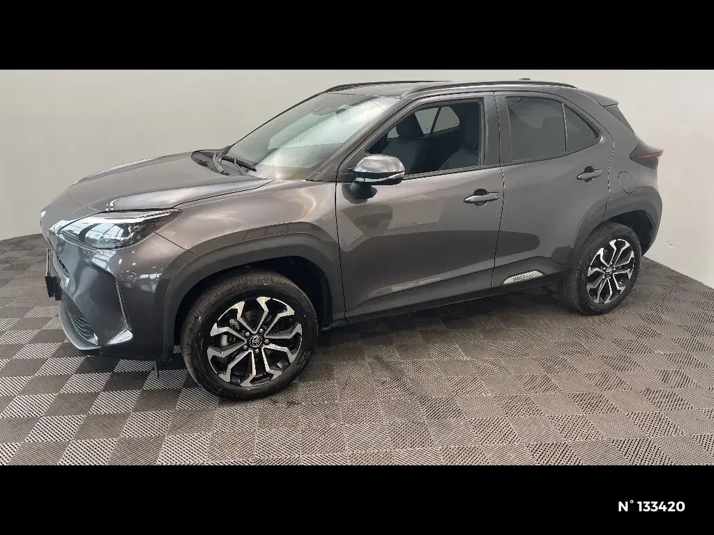 TOYOTA YARIS CROSS I - Miniature 4