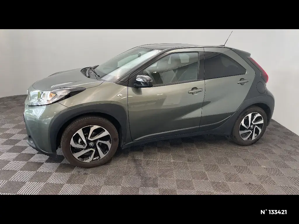 TOYOTA AYGO X - Miniature 4