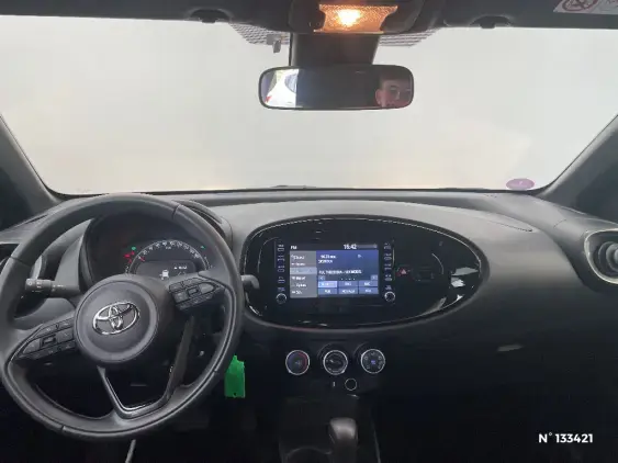 TOYOTA AYGO X - voiture d'occasion - Photo 9