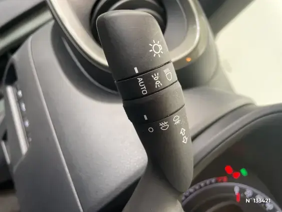 TOYOTA AYGO X - voiture d'occasion - Photo 34