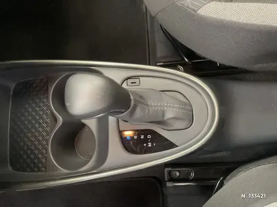TOYOTA AYGO X - voiture d'occasion - Photo 36