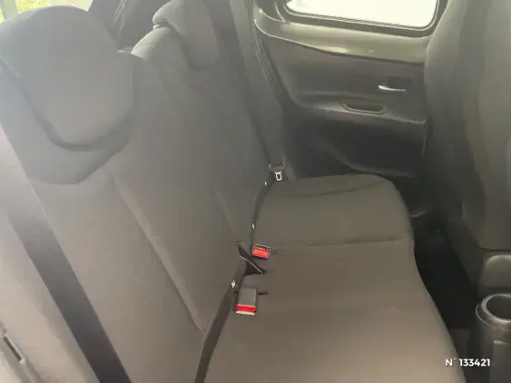 TOYOTA AYGO X - voiture d'occasion - Photo 11