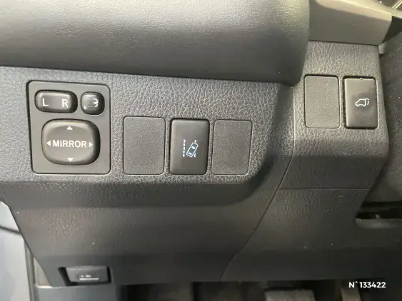 TOYOTA RAV4 IV - voiture d'occasion - Photo 15