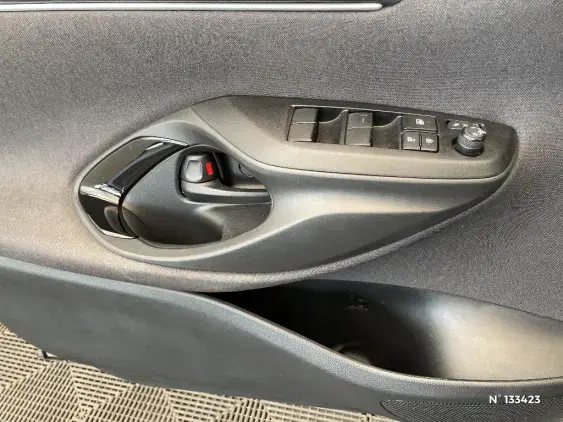 TOYOTA YARIS CROSS I - voiture d'occasion - Photo 35
