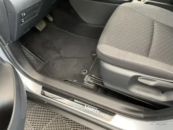 TOYOTA YARIS CROSS I - voiture d'occasion - Photo 28