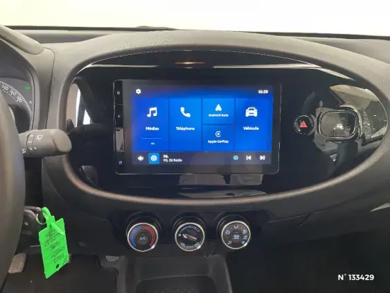 TOYOTA AYGO X - voiture d'occasion - Photo 13
