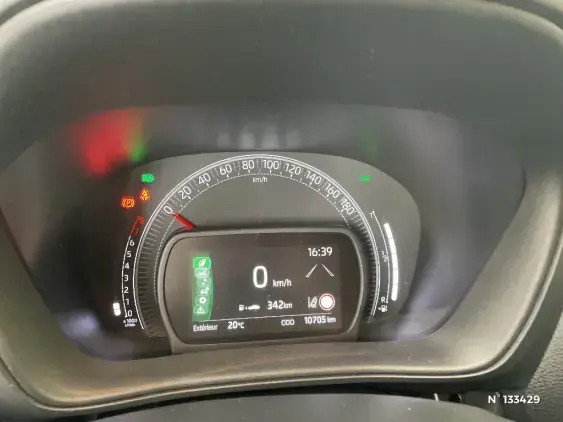 TOYOTA AYGO X - voiture d'occasion - Photo 12
