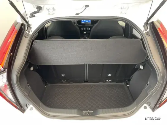 TOYOTA AYGO X - voiture d'occasion - Photo 7