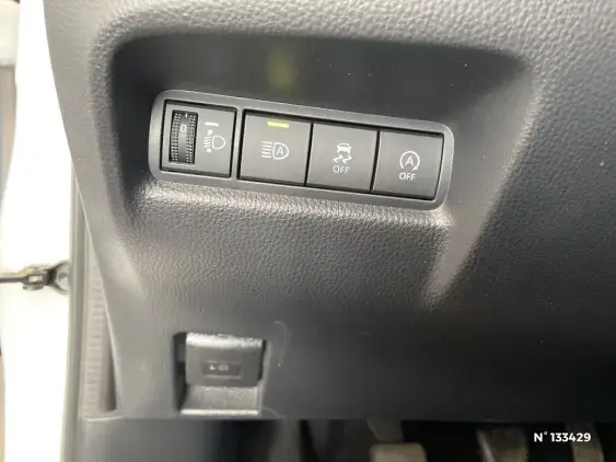 TOYOTA AYGO X - voiture d'occasion - Photo 15