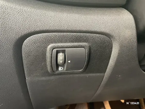 RENAULT GRAND SCENIC IV - voiture d'occasion - Photo 15
