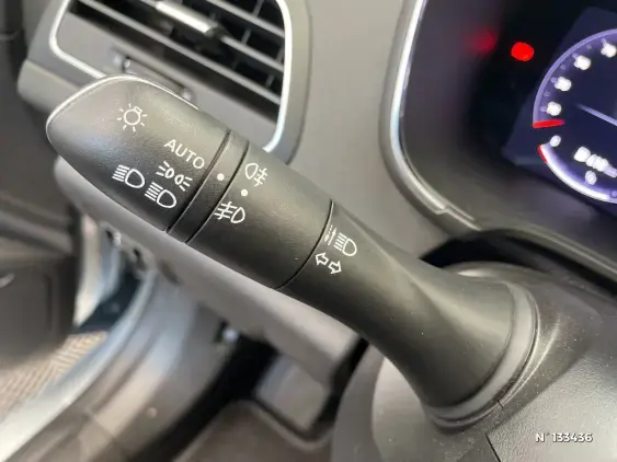 RENAULT MEGANE IV - voiture d'occasion - Photo 41
