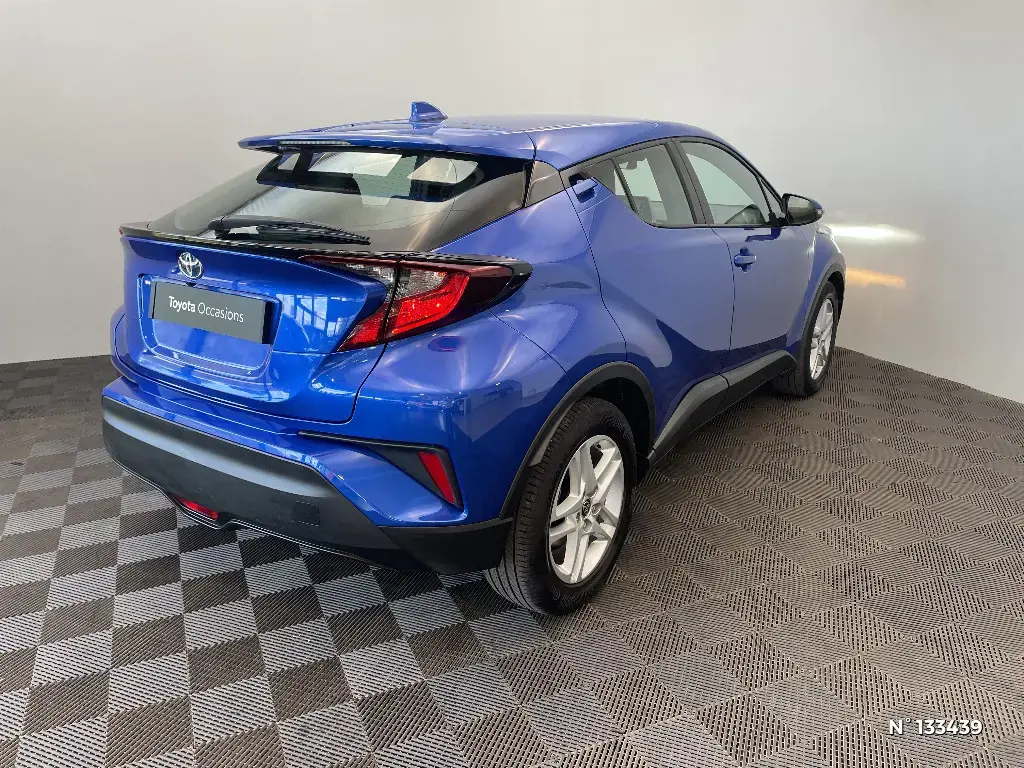 TOYOTA C-HR - Miniature 2