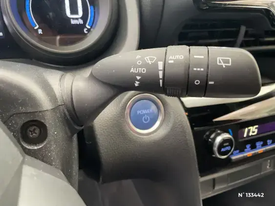 TOYOTA YARIS CROSS I - voiture d'occasion - Photo 39