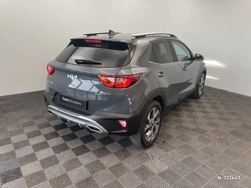 KIA STONIC - Miniature 2