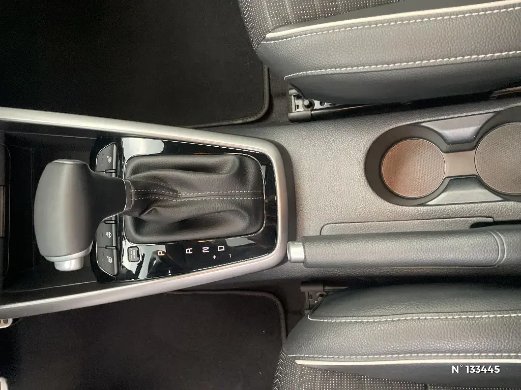KIA STONIC - Miniature 21