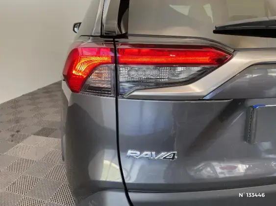 TOYOTA RAV4 V - voiture d'occasion - Photo 29