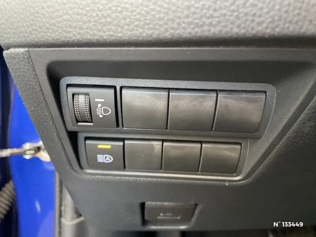 TOYOTA YARIS IV - Miniature 11
