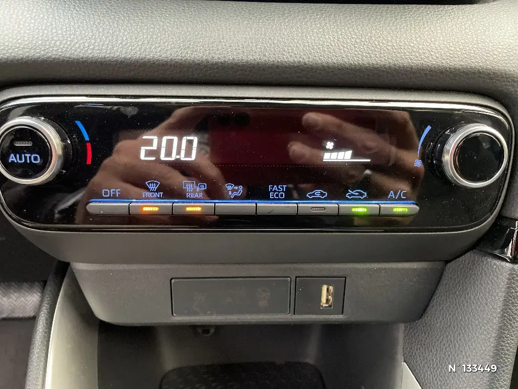 TOYOTA YARIS IV - Miniature 12