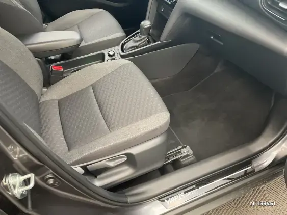 TOYOTA YARIS CROSS I - voiture d'occasion - Photo 26