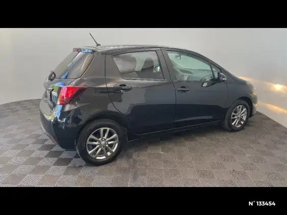 TOYOTA YARIS III - voiture d'occasion - Photo 5