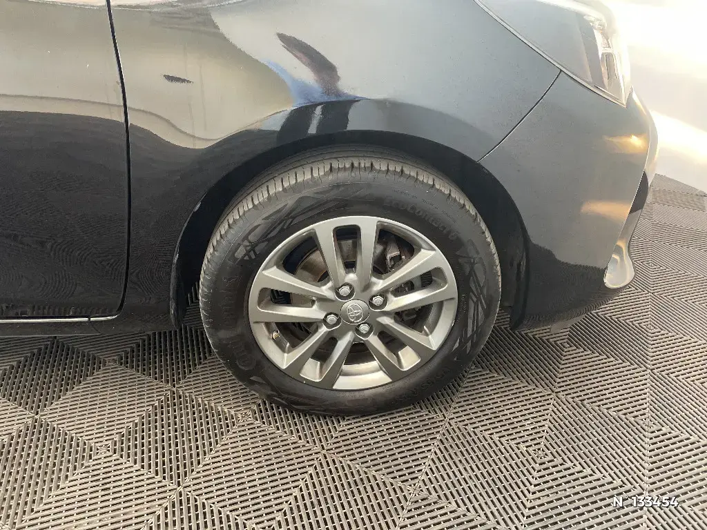 TOYOTA YARIS III - Miniature 5