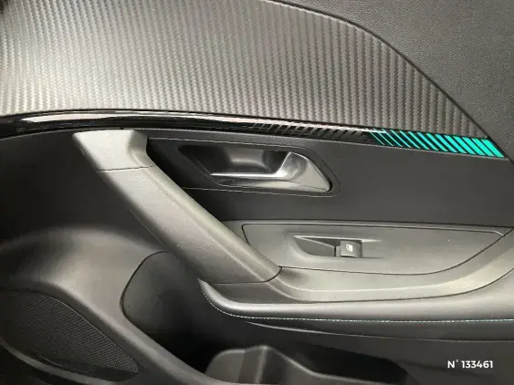 PEUGEOT 2008 II - voiture d'occasion - Photo 35