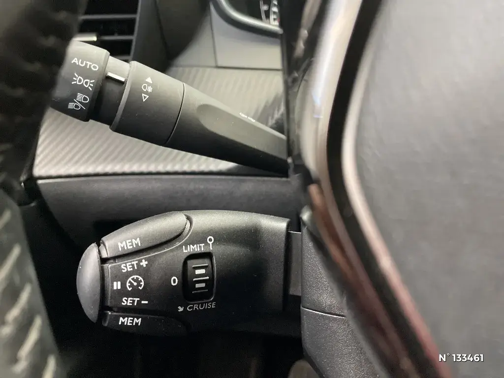 PEUGEOT 2008 II - Miniature 21