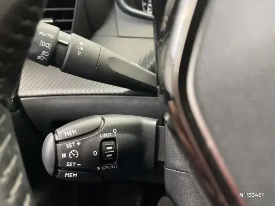 PEUGEOT 2008 II - voiture d'occasion - Photo 40