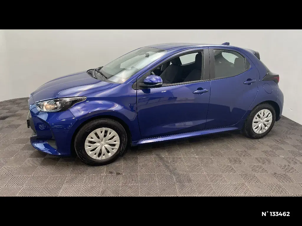 TOYOTA YARIS IV - Miniature 4