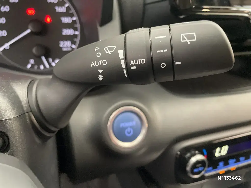TOYOTA YARIS IV - Miniature 20