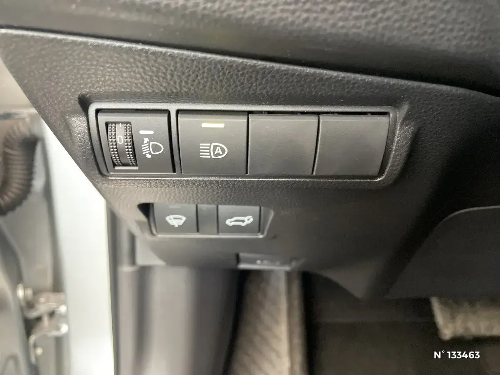 TOYOTA COROLLA XII - Miniature 11