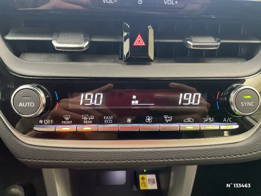 TOYOTA COROLLA XII - Miniature 19