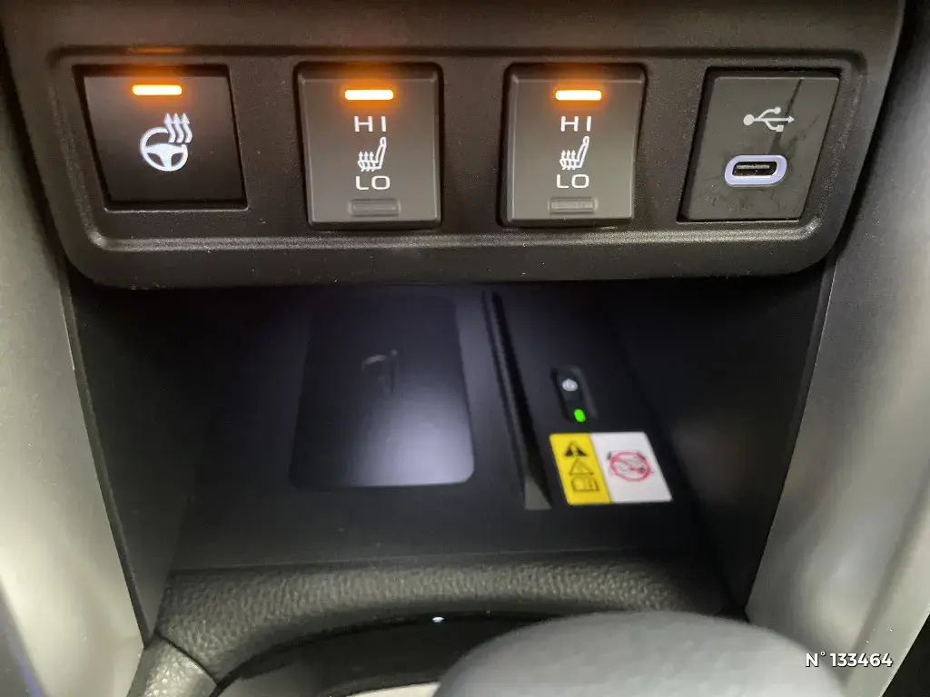 TOYOTA COROLLA XII - Miniature 17