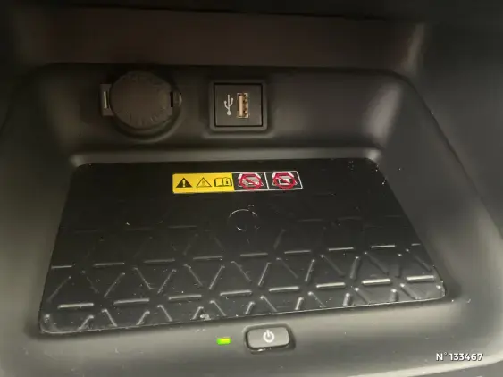 TOYOTA RAV4 V - voiture d'occasion - Photo 37