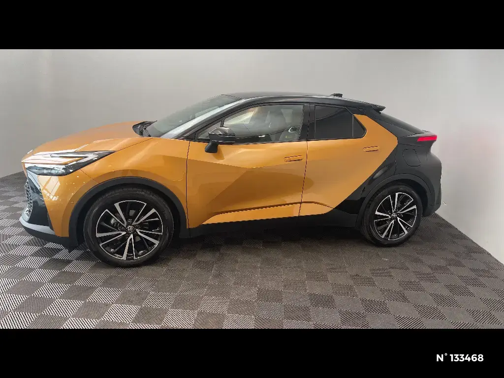 TOYOTA C-HR II - Miniature 4