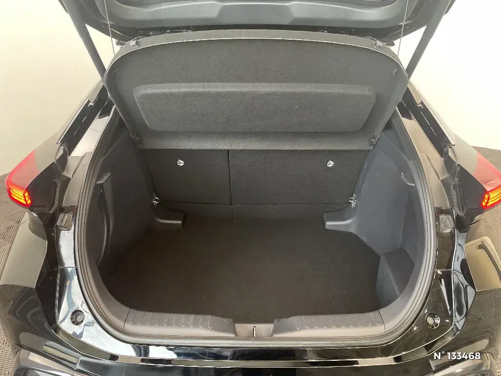 TOYOTA C-HR II - Miniature 10