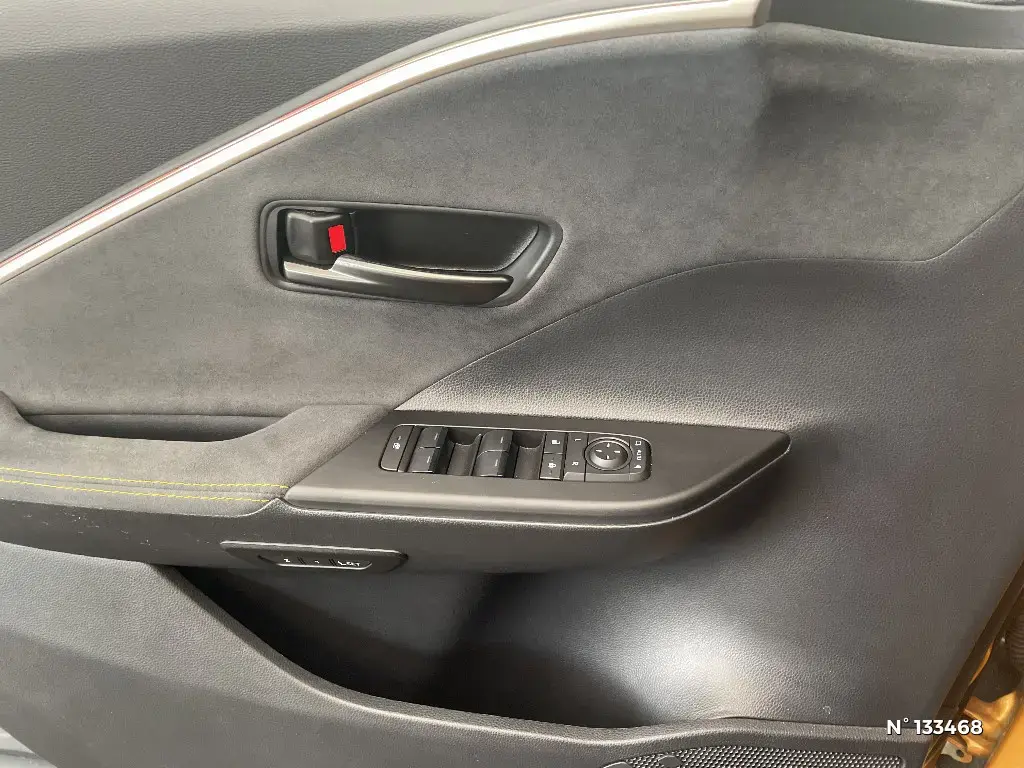 TOYOTA C-HR II - Miniature 12