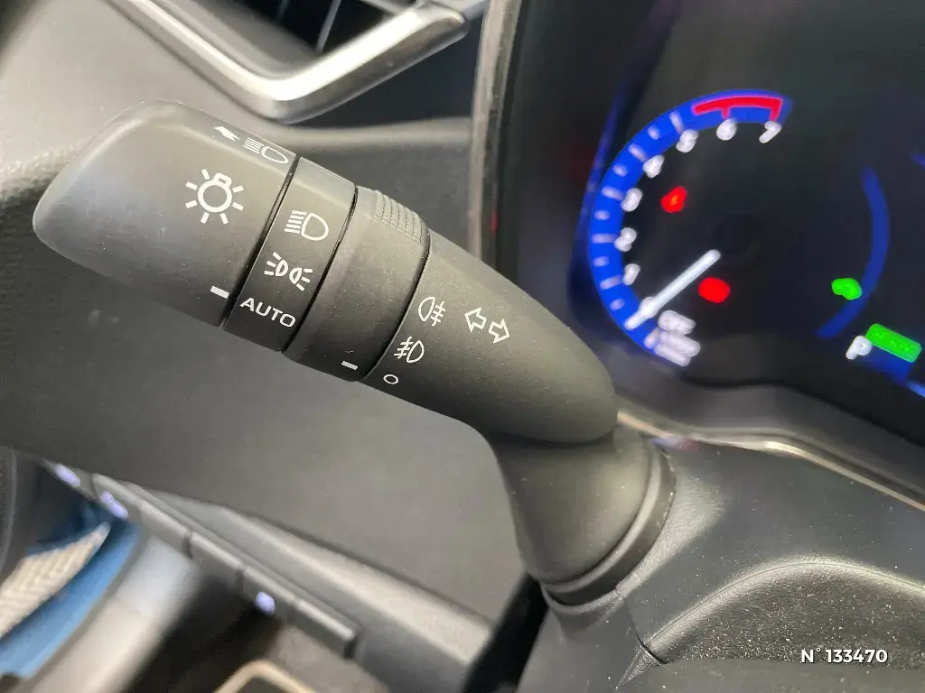 TOYOTA COROLLA XII - Miniature 21