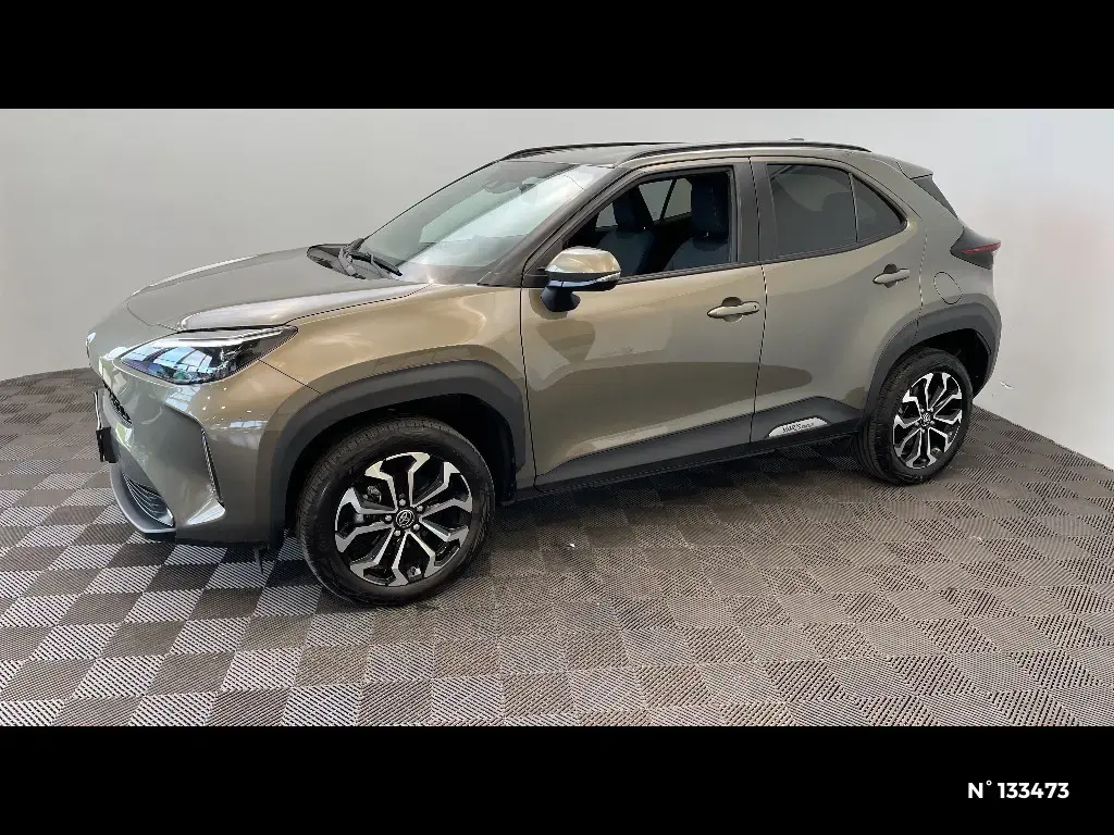 TOYOTA YARIS CROSS I - Miniature 4