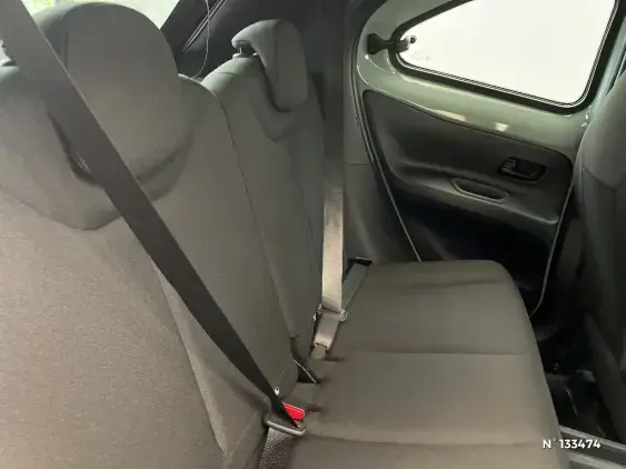 TOYOTA AYGO X - voiture d'occasion - Photo 11