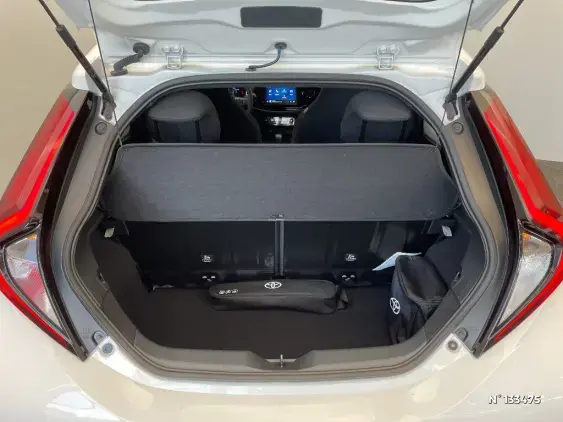 TOYOTA AYGO X - voiture d'occasion - Photo 7